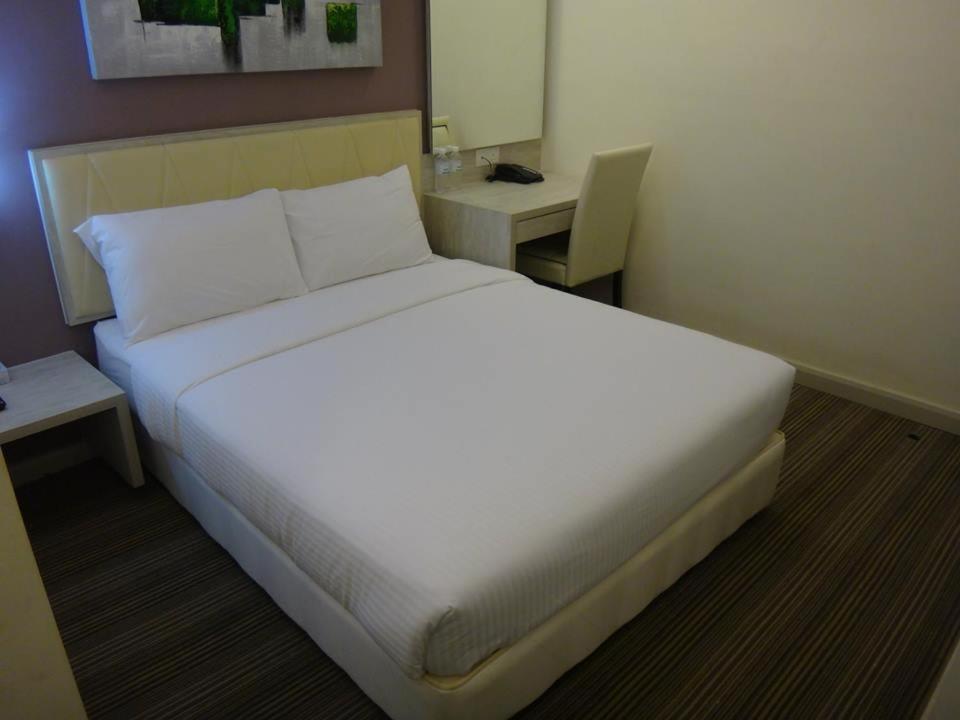 Kosma Business Hotel Kuantan Ngoại thất bức ảnh