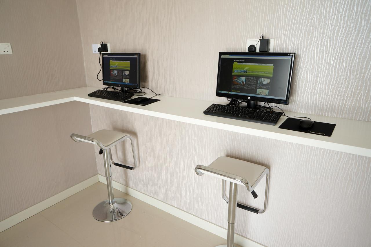 Kosma Business Hotel Kuantan Ngoại thất bức ảnh