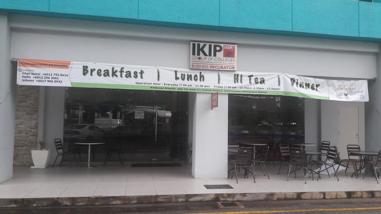 Kosma Business Hotel Kuantan Ngoại thất bức ảnh